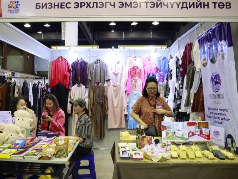 “Жижиг, дунд үйлдвэрийн бүтээгдэхүүн, үйлчилгээ, технологи” үзэсгэлэн ...
